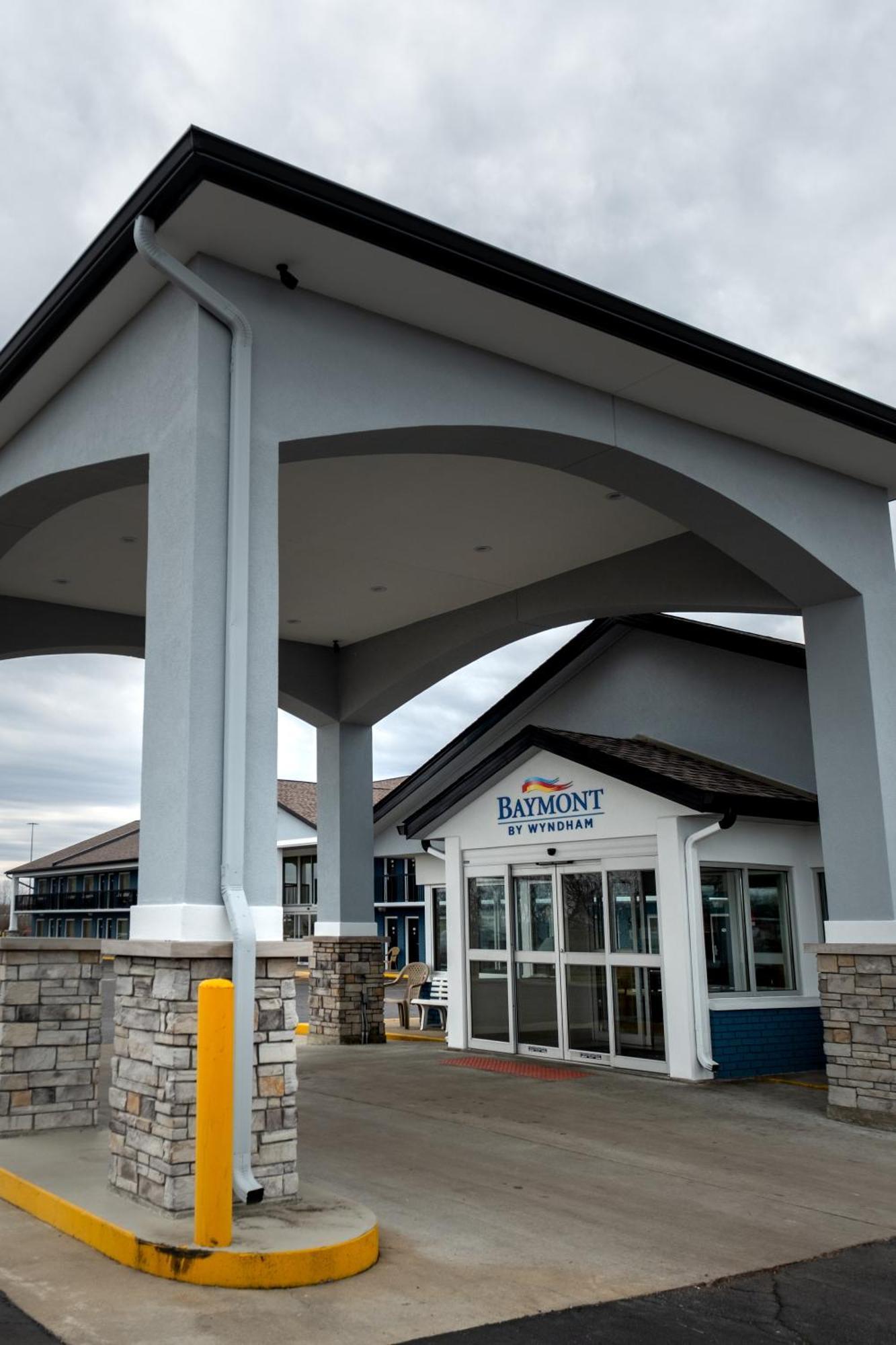Hotel Baymont By Wyndham Effingham Exterior foto