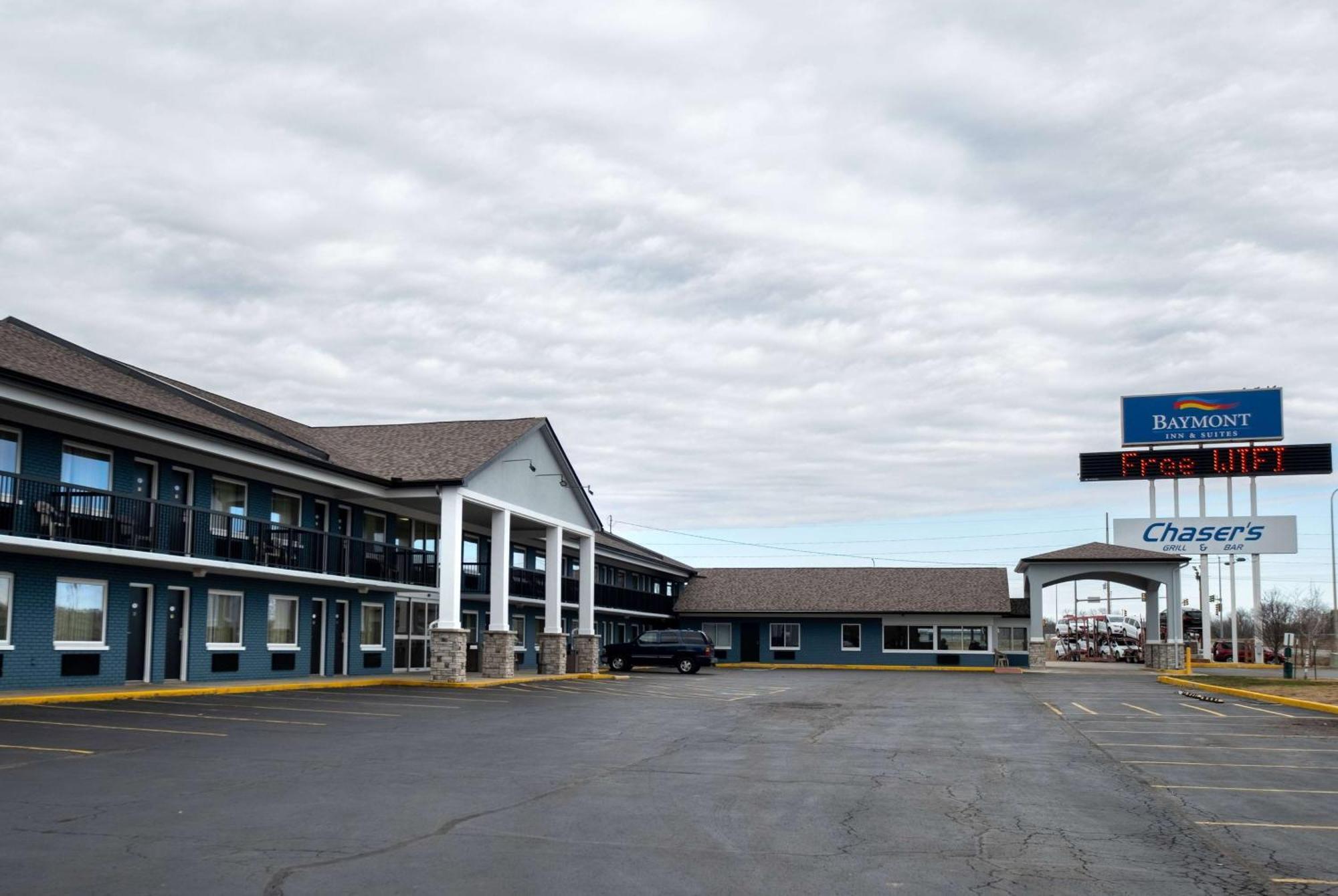 Hotel Baymont By Wyndham Effingham Exterior foto