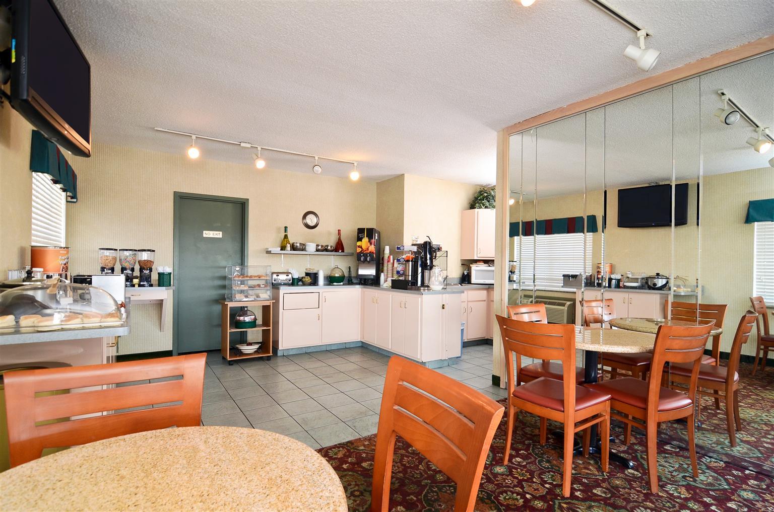 Hotel Baymont By Wyndham Effingham Restaurant foto
