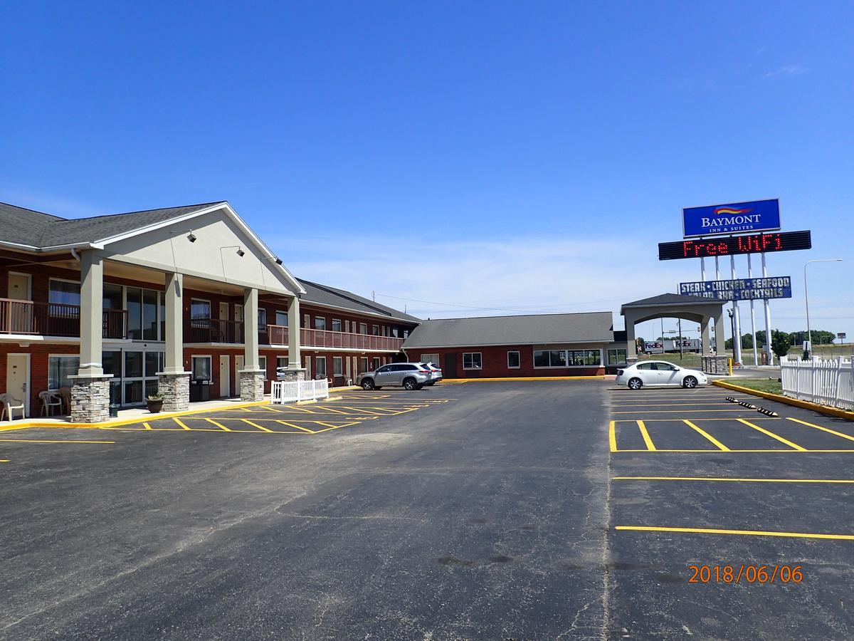 Hotel Baymont By Wyndham Effingham Exterior foto